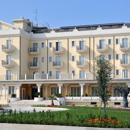 Hotel Concorde Sant'Egidio alla Vibrata Dış mekan fotoğraf