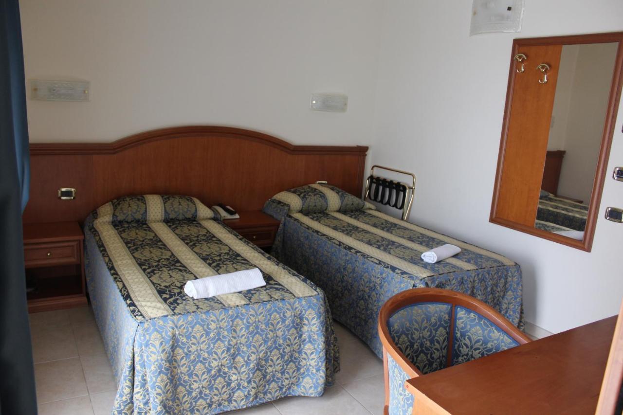 Hotel Concorde Sant'Egidio alla Vibrata Dış mekan fotoğraf