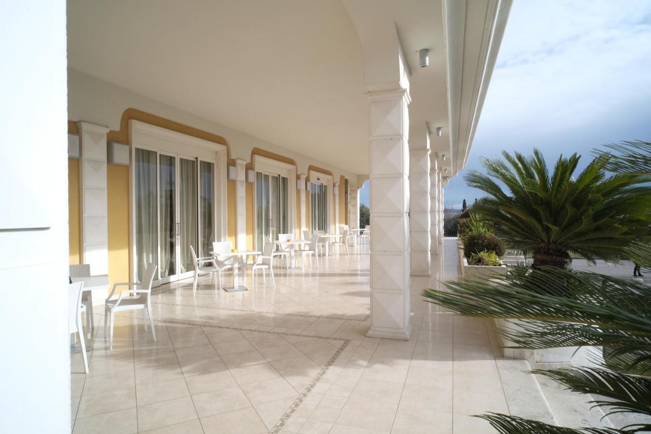 Hotel Concorde Sant'Egidio alla Vibrata Dış mekan fotoğraf
