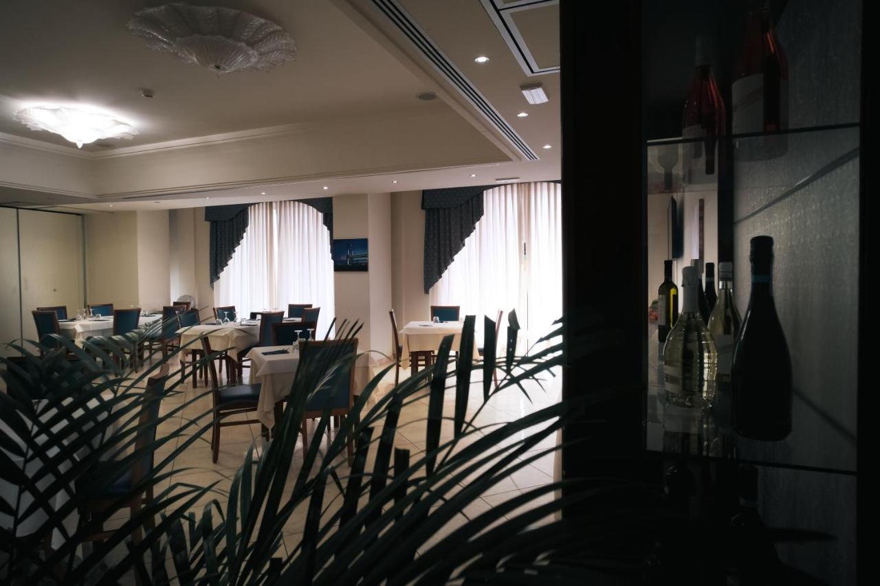 Hotel Concorde Sant'Egidio alla Vibrata Dış mekan fotoğraf