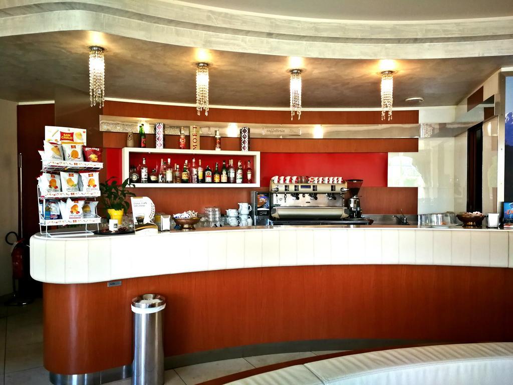 Hotel Concorde Sant'Egidio alla Vibrata Dış mekan fotoğraf