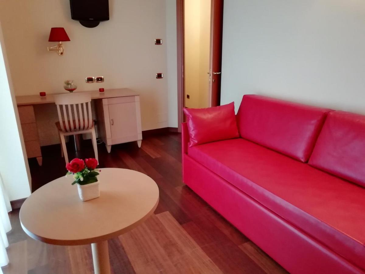 Hotel Concorde Sant'Egidio alla Vibrata Dış mekan fotoğraf