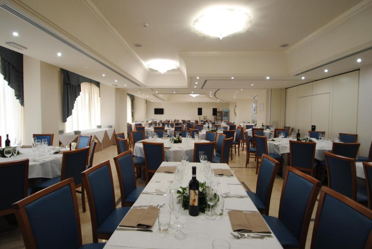Hotel Concorde Sant'Egidio alla Vibrata Dış mekan fotoğraf